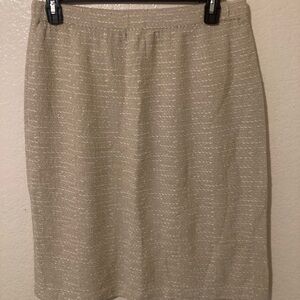 St. John Elegant Beige Pencil Skirt